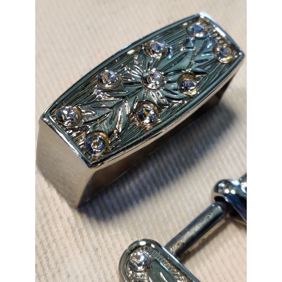 SILVER TONED DECORATIVE FLORAL FRAME STYLE WESTERN BELT BUCKLE CLEAR RHINESTONES - Picture 3 of 8